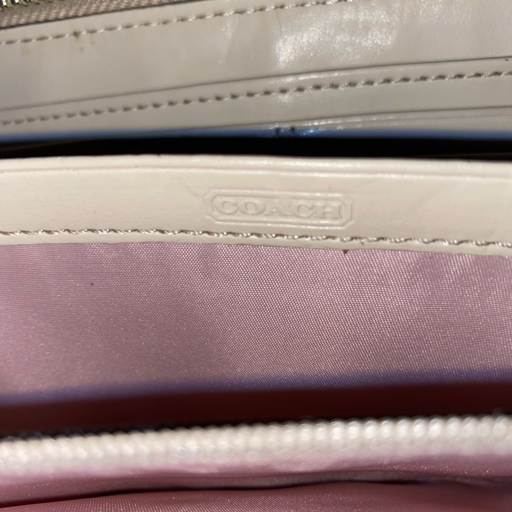 Coach Wallet - Picture 3 of 5